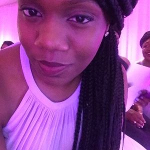 Meet your Posher, Monica